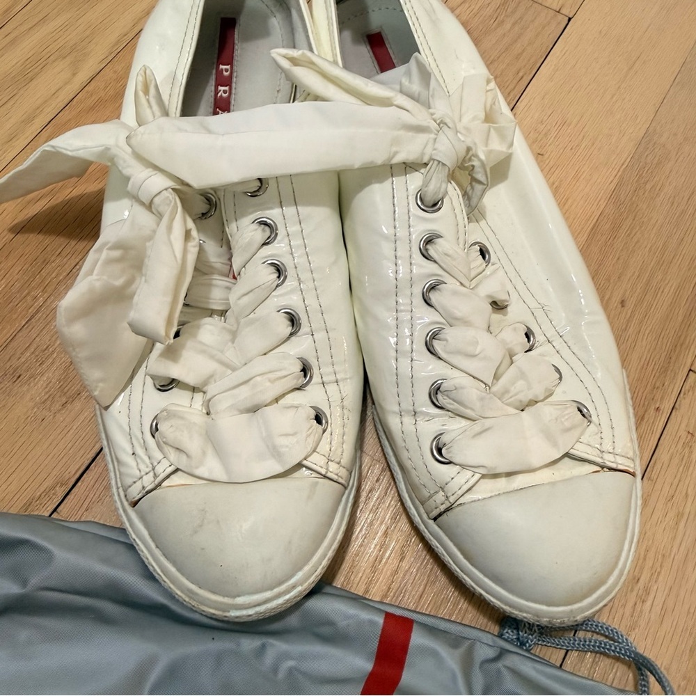 Authentic Prada Patent Leather White Women’s Sneakers with Dust Bag Size 38.5 - Picture 5 of 9